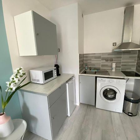 Studio 26M2 Centre Ville Renove Avec Parking Prive La Grande Motte Exterior photo