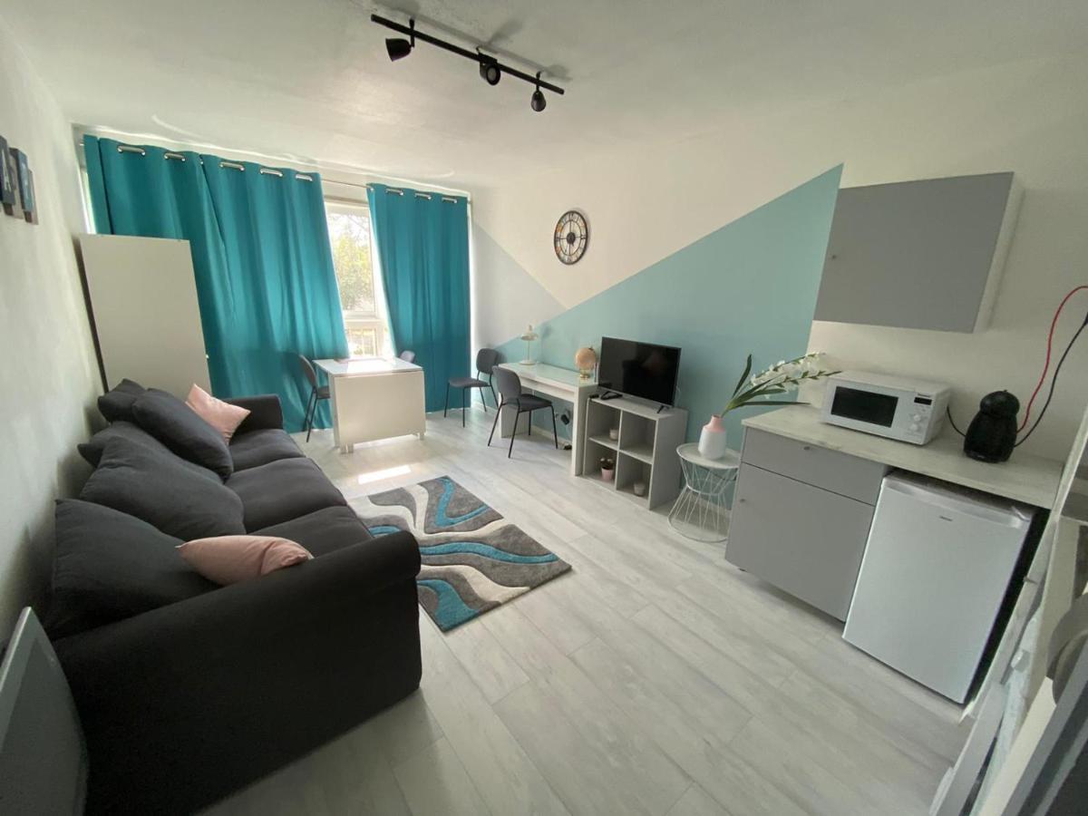 Studio 26M2 Centre Ville Renove Avec Parking Prive La Grande Motte Exterior photo