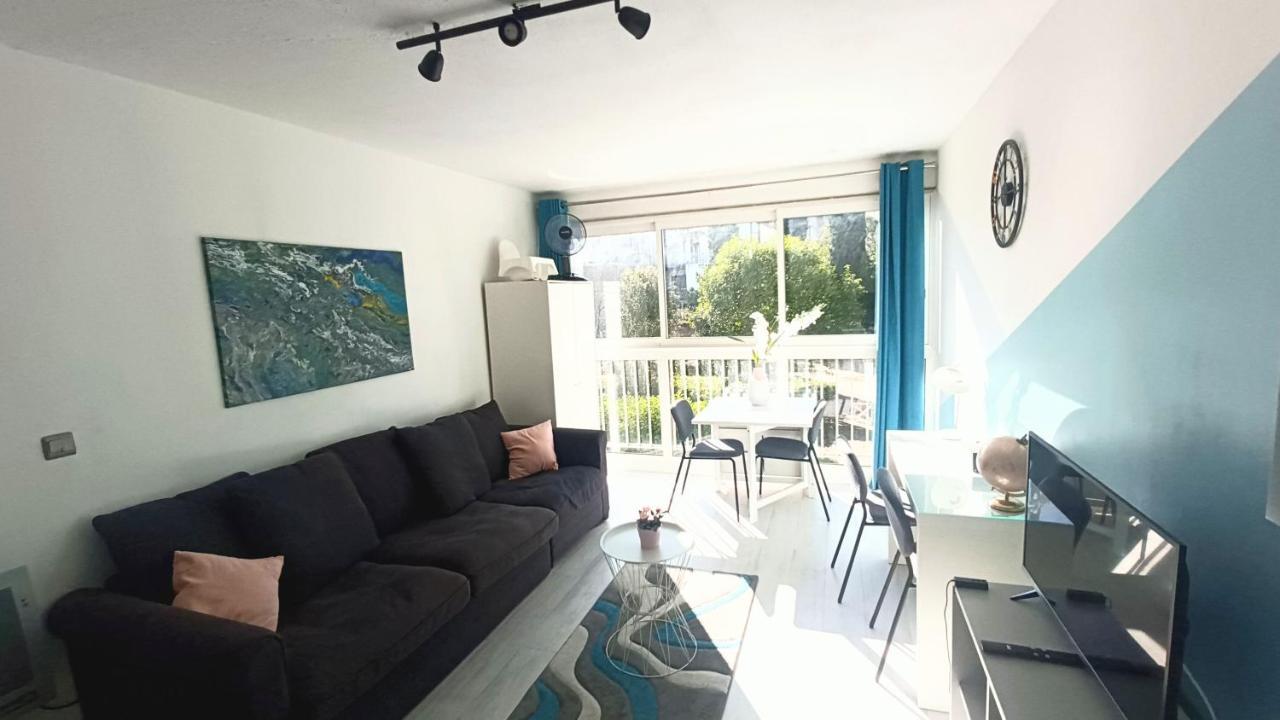 Studio 26M2 Centre Ville Renove Avec Parking Prive La Grande Motte Exterior photo